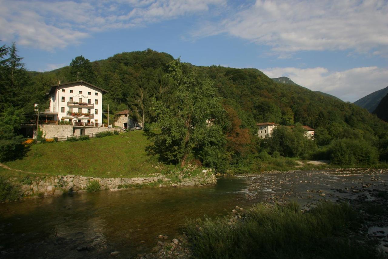 Albergo Alla Trota Pulfero Buitenkant foto